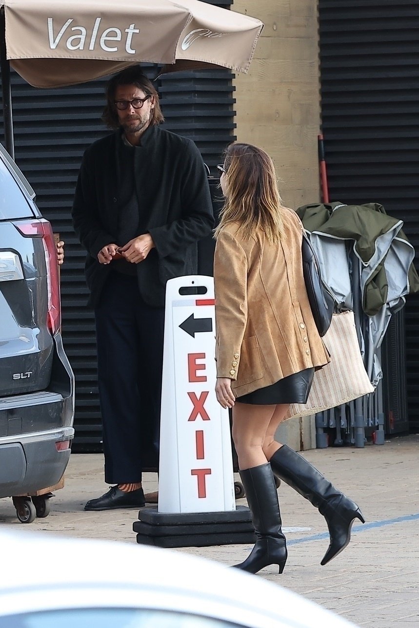 sAJ9I7VK Emma Watson 2 17.jpg